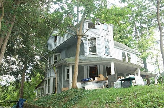2nd image of 246 Cumberland Ave #26