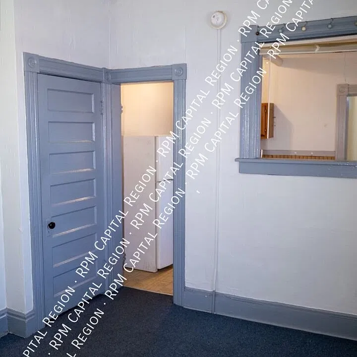 1047-1049 Wendell Ave #14