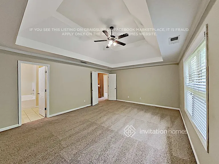 658 Royal Crest Ct — Photo 13