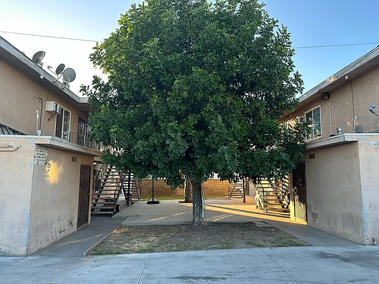14424 Flallon Ave #2 — Photo 4
