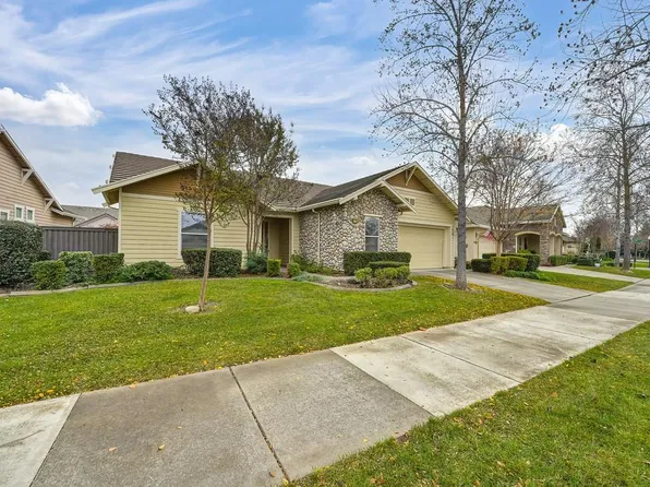 2726 Heritage Park Ln, Sacramento, CA 95835