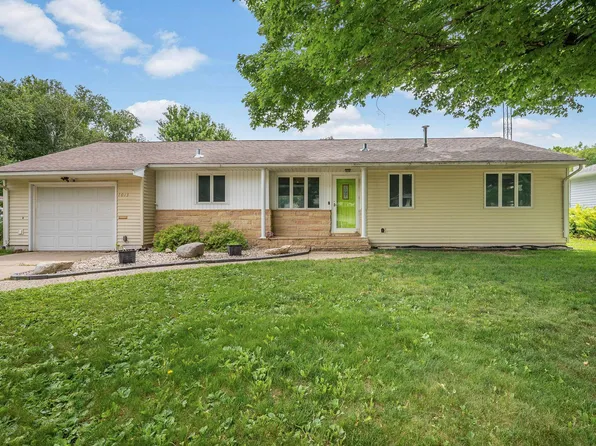 1013 5th St S, Saint James, MN 56081