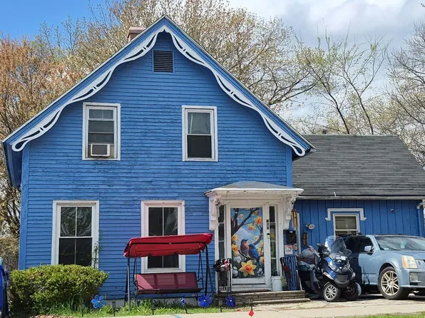 412 Saint James Ave, Springfield, MA 01109
