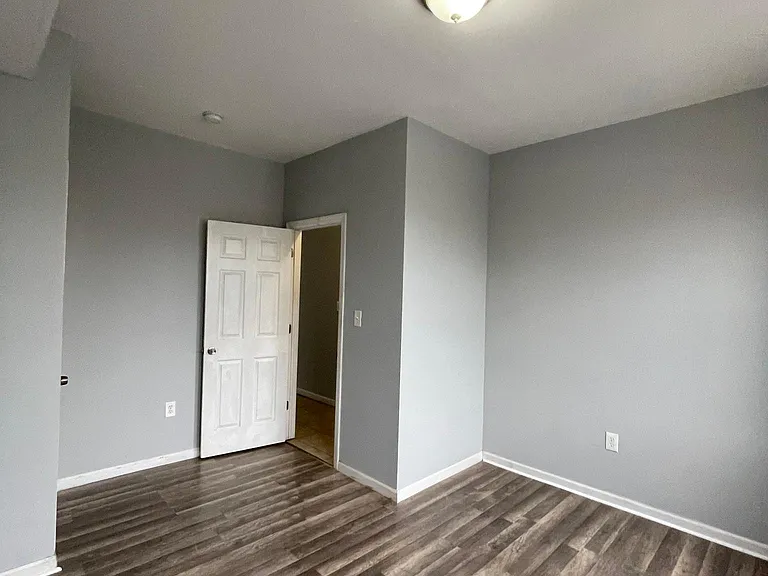 269 Hobson St #2L — Photo 7