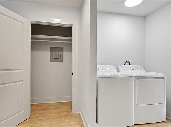 5th image of 501 Peniston St #7A