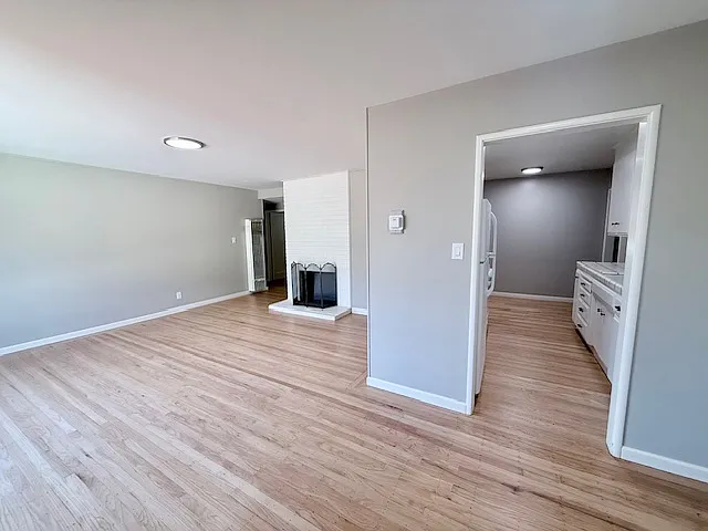 2219 Cabrillo Ave — Photo 8