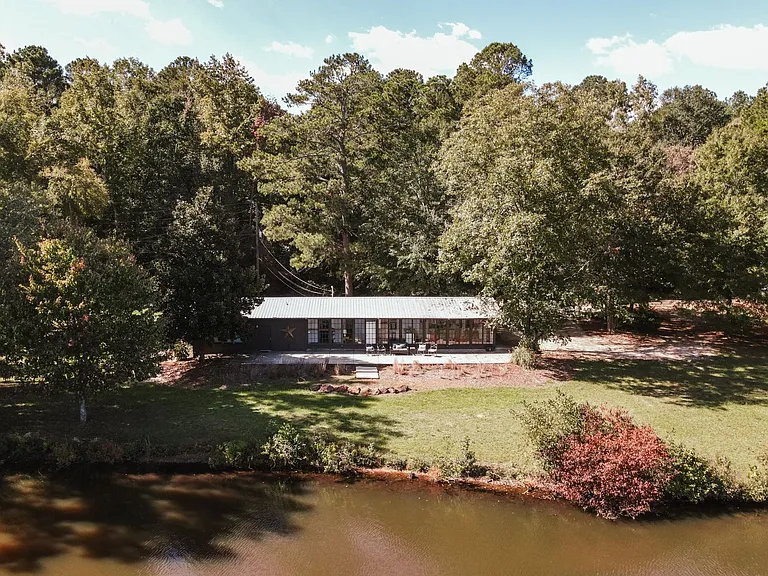 190 Lakewood Dr — Photo 46
