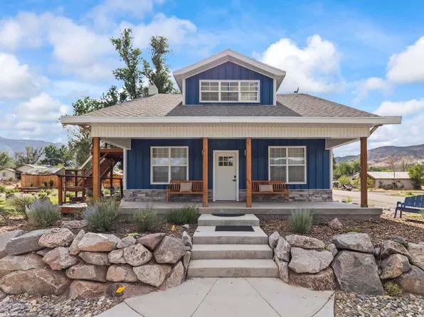 87 N Main St, Marysvale, UT 84750