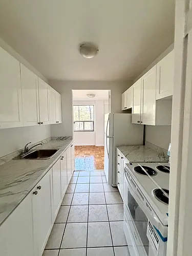 Floor plan 106
