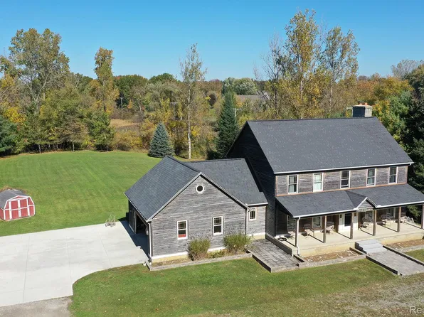 5733 Bordman Rd, Dryden, MI 48428