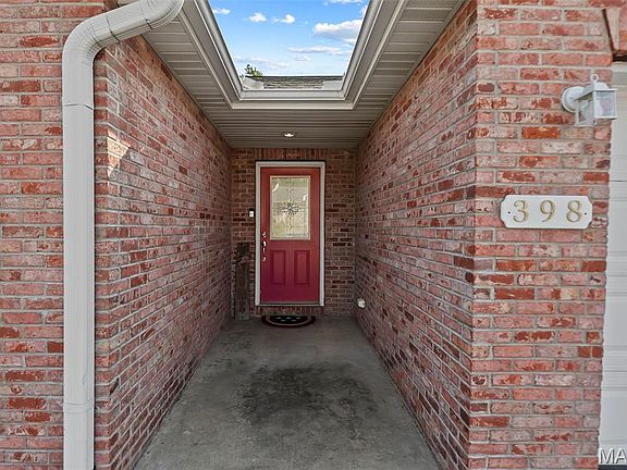 4th image of 398 Mark Ave