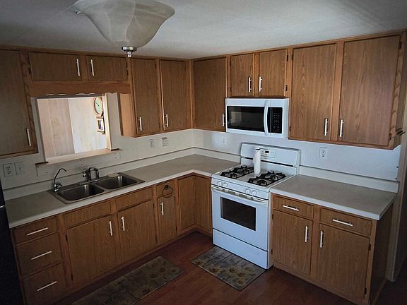 3rd image of 5201 W Camelback Rd #E105