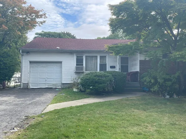 2685 Milburn Ave, Baldwin, NY 11510