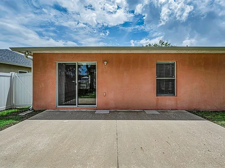 17029 Torvest Ct — Photo 35