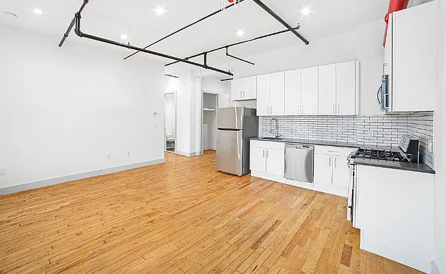 Rented by Living New York | media 3