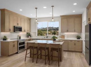 2572 Chamomile Ln, Carlsbad, CA 92008