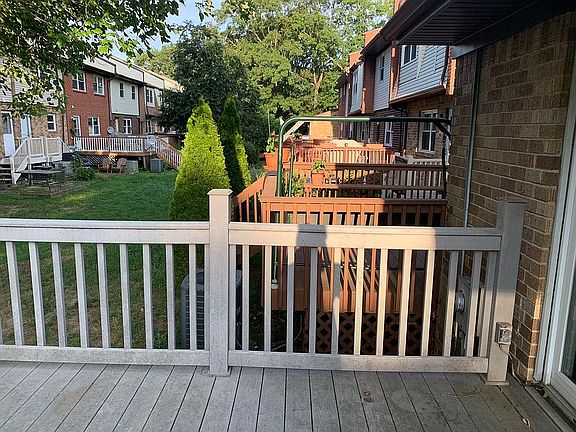 4th image of 1398 Olivia Ct