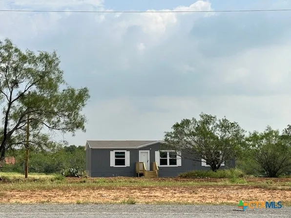 536 W Fm 476, Poteet, TX 78065