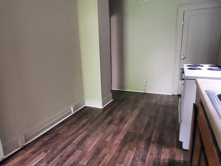 1713 Bluefield Ave — Photo 24