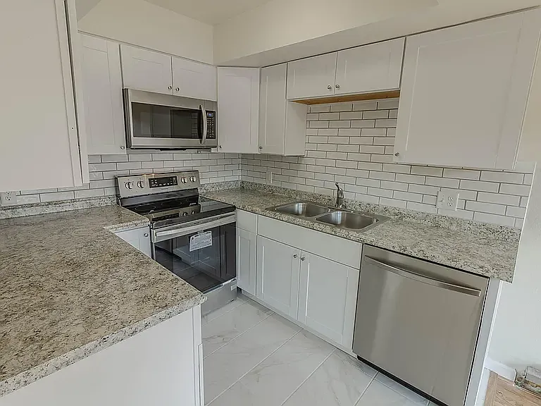 3400 Stanford Rd #B216 — Photo 6