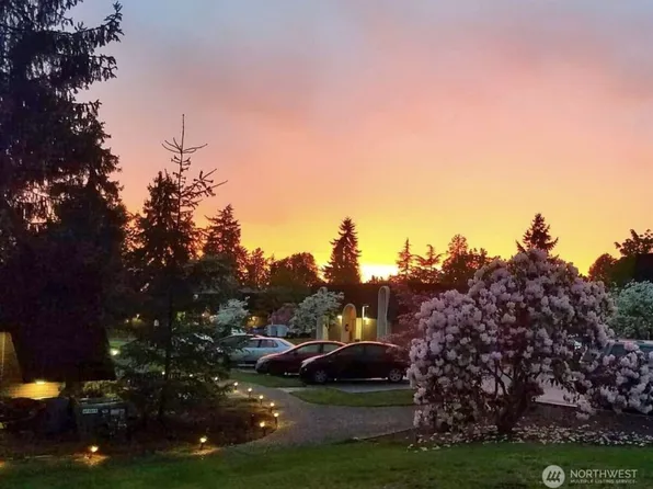 11108 NE 68th Street #411, Kirkland, WA 98033