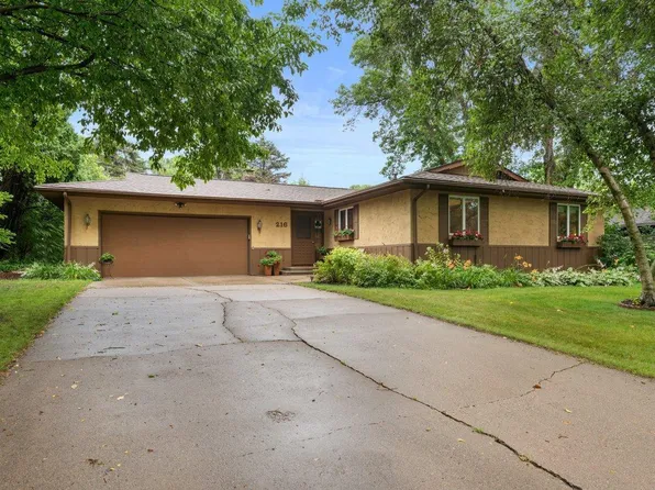 216 N Wasson Ln, River Falls, WI 54022