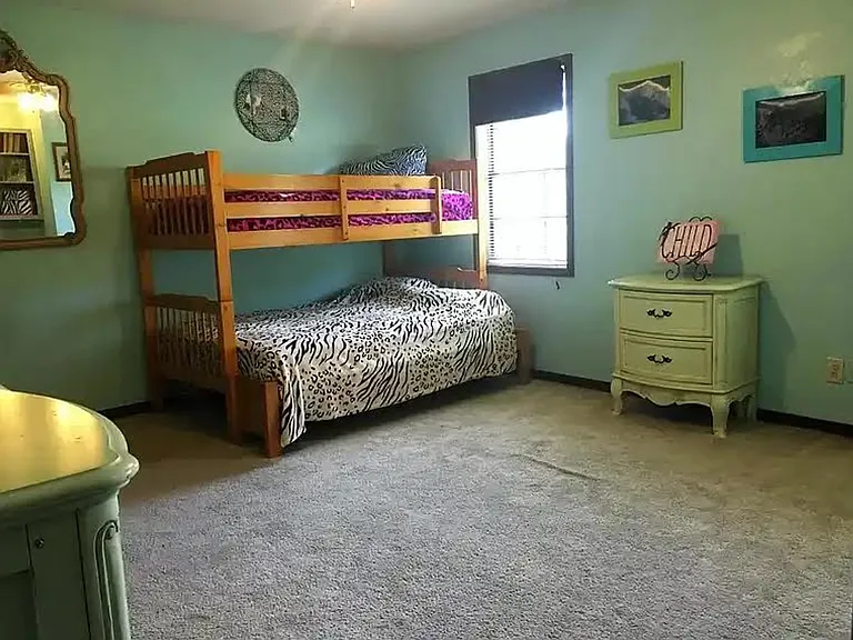 67 Carolina Dr — Photo 8