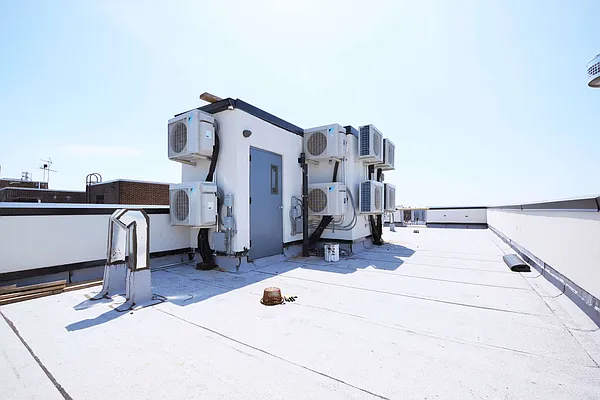 Rented by Osric Management LLC | media 22