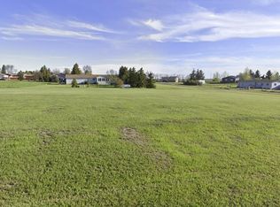 12th Ave N, Hettinger, ND 58639