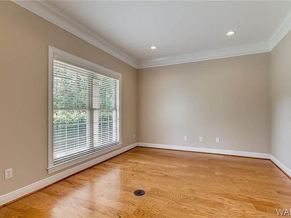 4th image of 6218 Lake Vista Dr