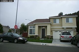 1st image of 857 Mulberry Pl