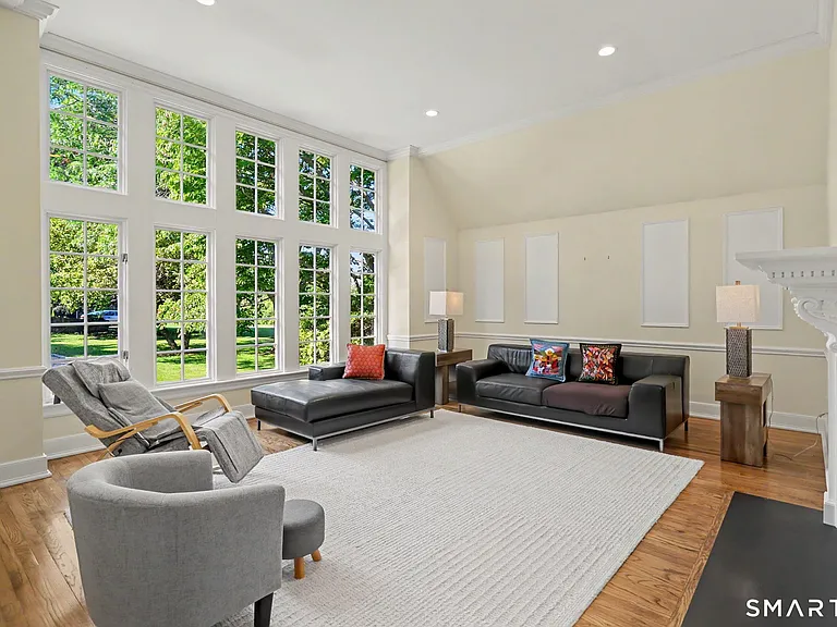 206 Dudley Rd — Photo 4
