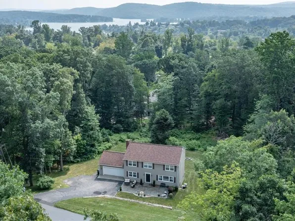 26 Deer Run Road, Brookfield, CT 06804