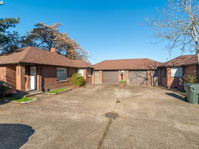 725 Queen Ave SW, Albany, OR, 97321