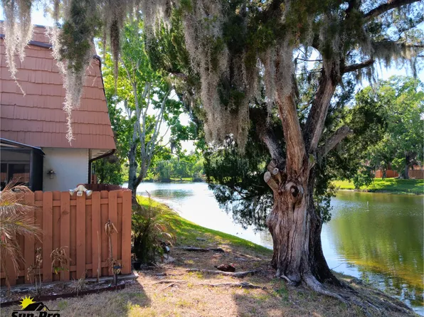 139 Moonstone Ct, Port Orange, FL 32129