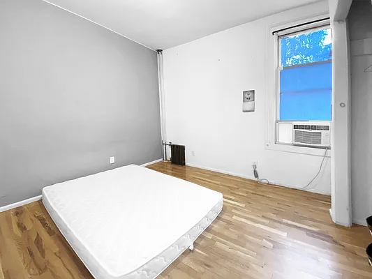 Rented by Coda Real Estate NYC | media 17