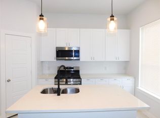 7002 S Hall St #B, Houston, TX 77028