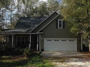 820 Spring Creek Dr, Bowersville, GA 30516