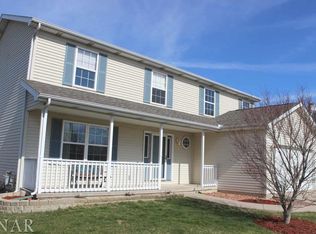 9 Ashford Ct, Bloomington, IL 61705