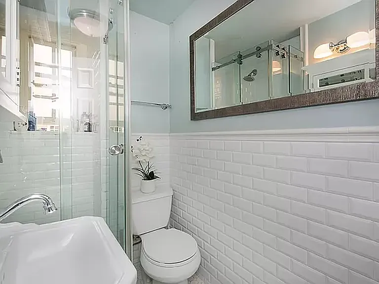 509 E 77th St #2GH — Photo 4