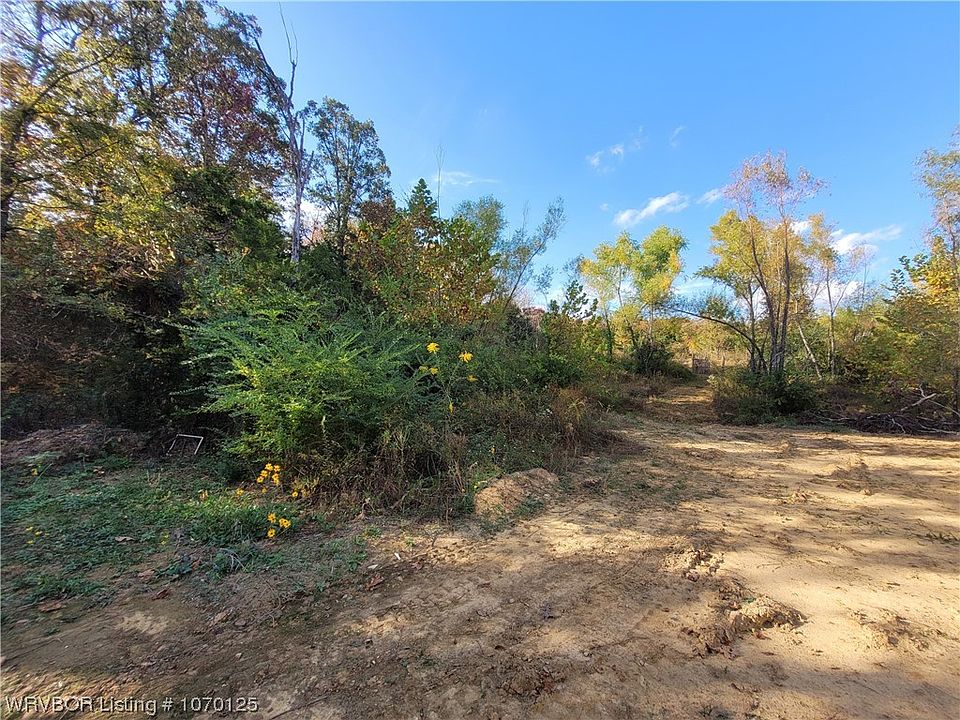 2nd image of 5011 Chapel Acres Cir