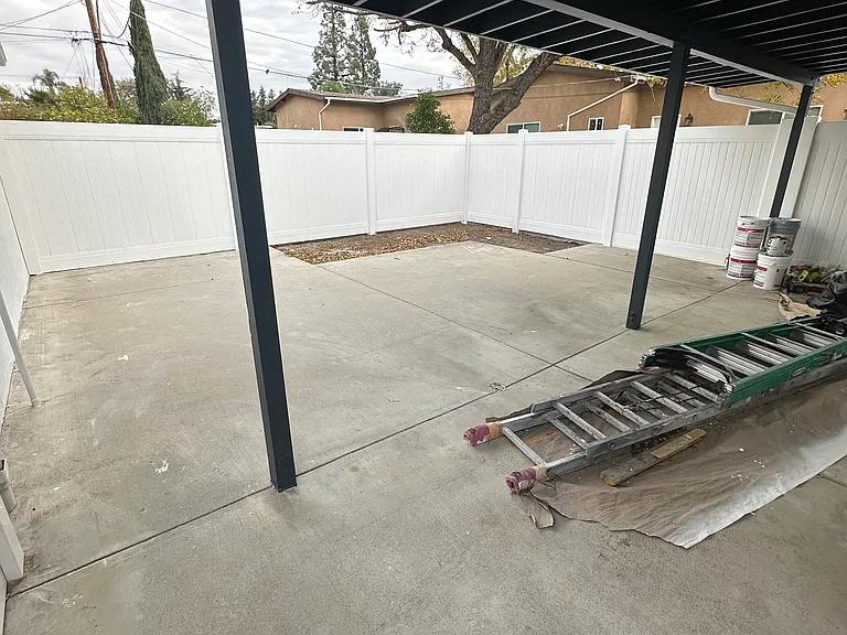 17735 Ludlow St — Photo 34