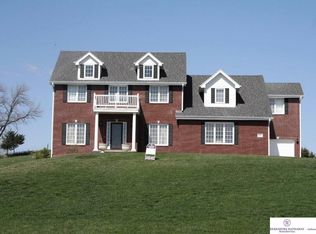 3882 Golden Eagle Cir, Blair, NE 68008