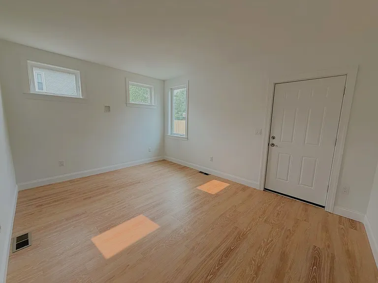 53 Parker St — Photo 3