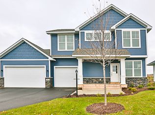 96 Heritage Blvd, Hudson, WI 54016