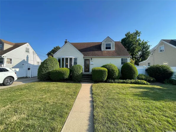 780 Winter Avenue, Uniondale, NY 11553