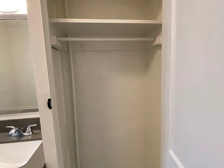 668 Clay St #71 — Photo 4