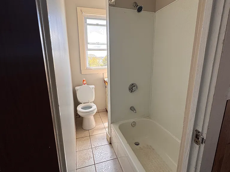 23 Woodlawn St #3W — Photo 4