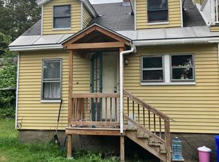 144 Maple St APT 4, Brattleboro, VT 05301