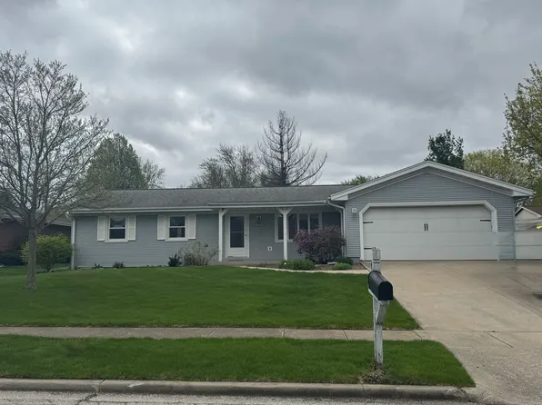 2909 Coventry Ct, Bloomington, IL 61704